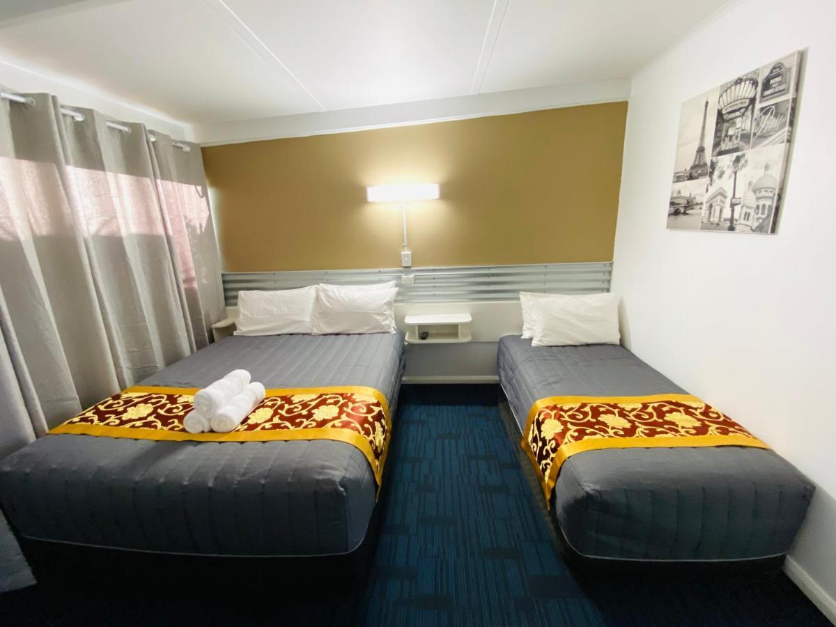 Mid Valley Motel Morwell Exterior photo