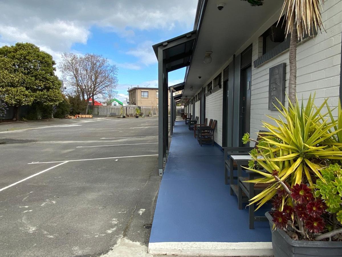Mid Valley Motel Morwell Exterior photo